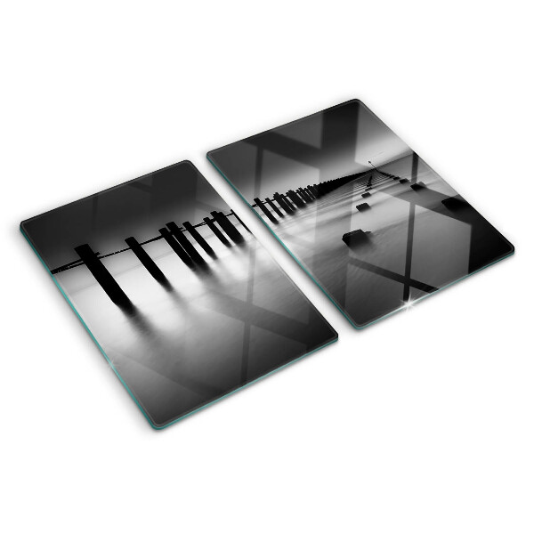 Glass chopping board The pier in black and white