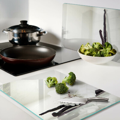 Glass chopping board A flower on a branch