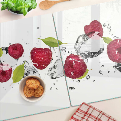 Glass cutting board Strawberries with ice