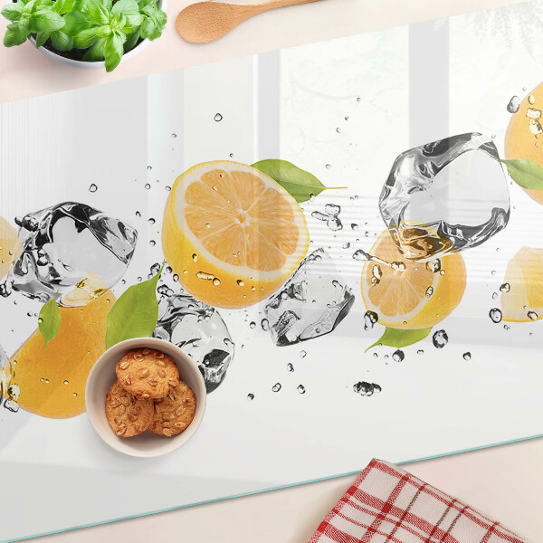Cutting board Lemons with ice