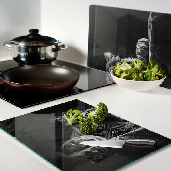 Cutting board Tiger in black and white style