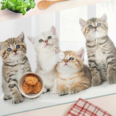 Glass cutting board A flock of kittens