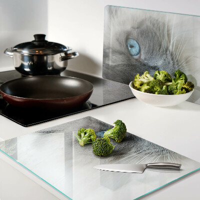 Glass cutting board A cat with blue eyes