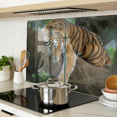 Chopping board Tiger on a tree trunk