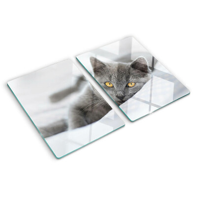 Cutting board A cat with yellow eyes
