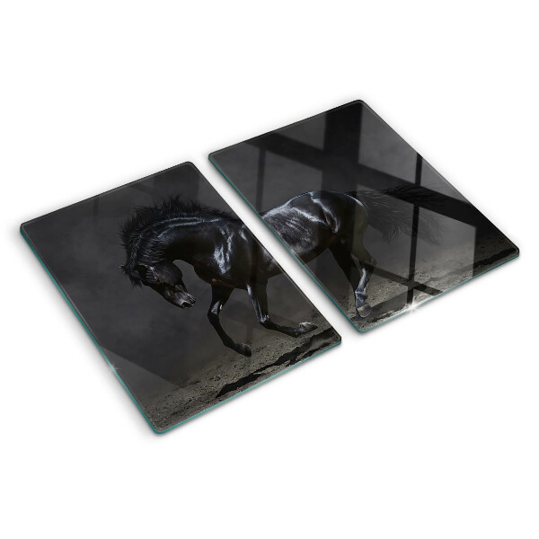 Chopping board glass A dark horse in motion