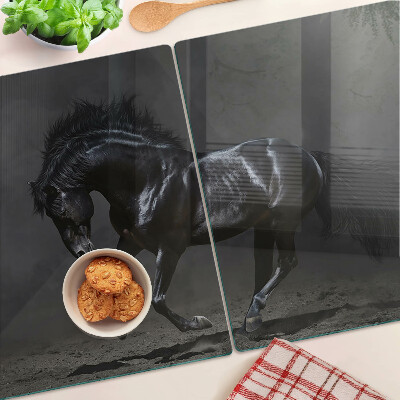 Chopping board glass A dark horse in motion