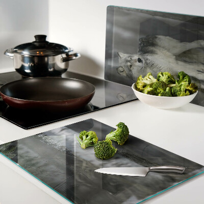 Glass cutting board A wolf in a forest setting