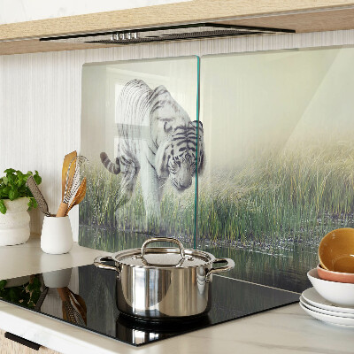 Glass kitchen board Tiger in the grass
