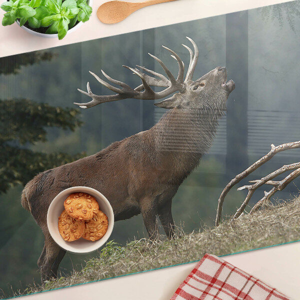 Chopping board glass Deer in its natural habitat