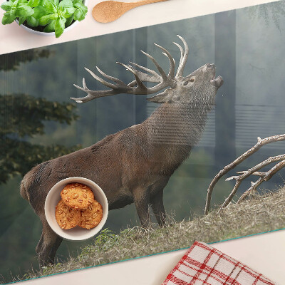 Chopping board glass Deer in its natural habitat