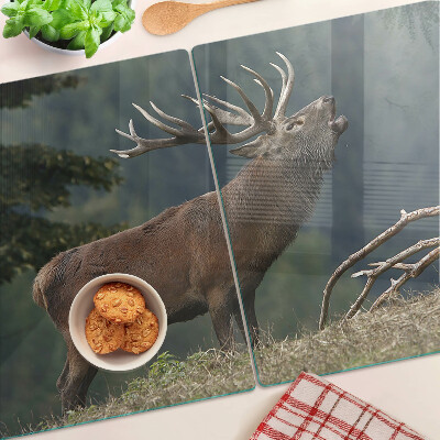 Chopping board glass Deer in its natural habitat