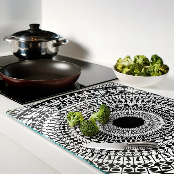 Chopping board Mandala in shades of black and white