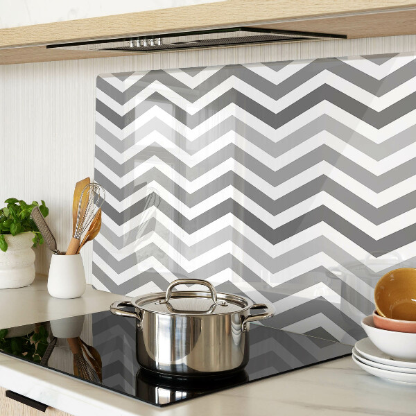 Chopping board Zigzags in shades of gray