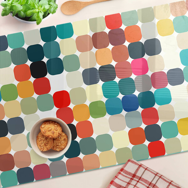 Chopping board Colored circles in a grid