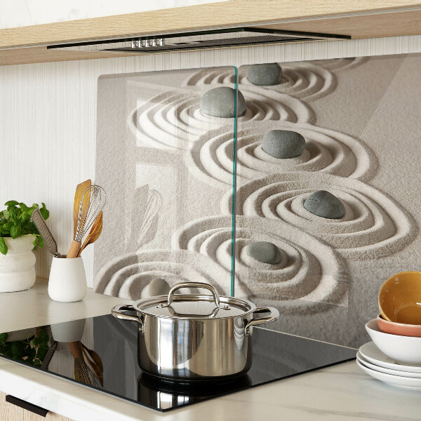 Glass cutting board Wavy patterns in the sand
