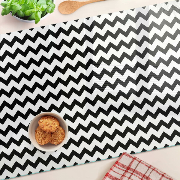 Chopping board Zigzags in black and white