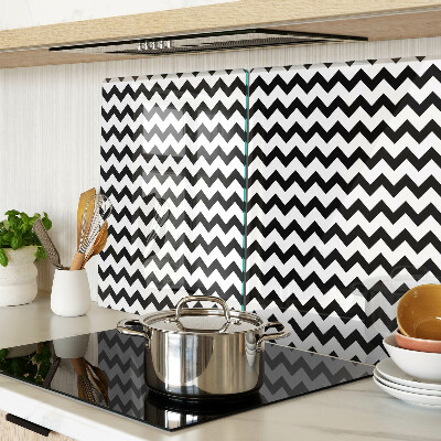 Chopping board Zigzags in black and white