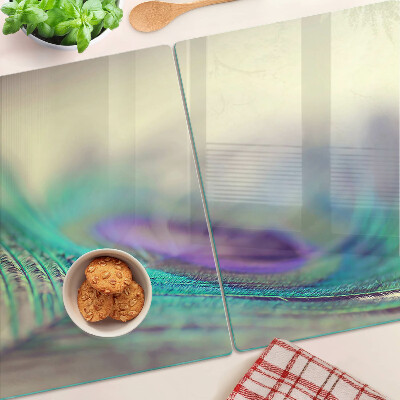 Glass cutting board A drop on a leaf