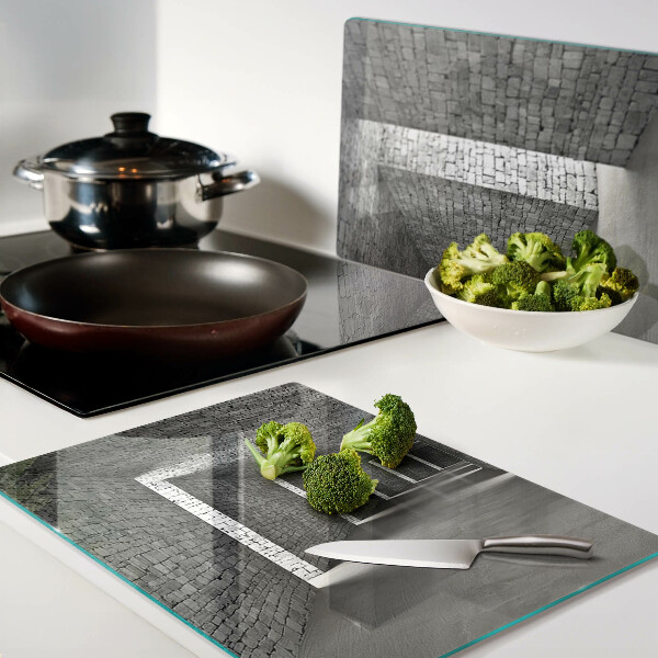 Glass cutting board The illusion of space in architecture