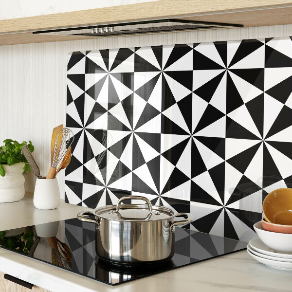 Glass kitchen board Geometric triangles in black and white