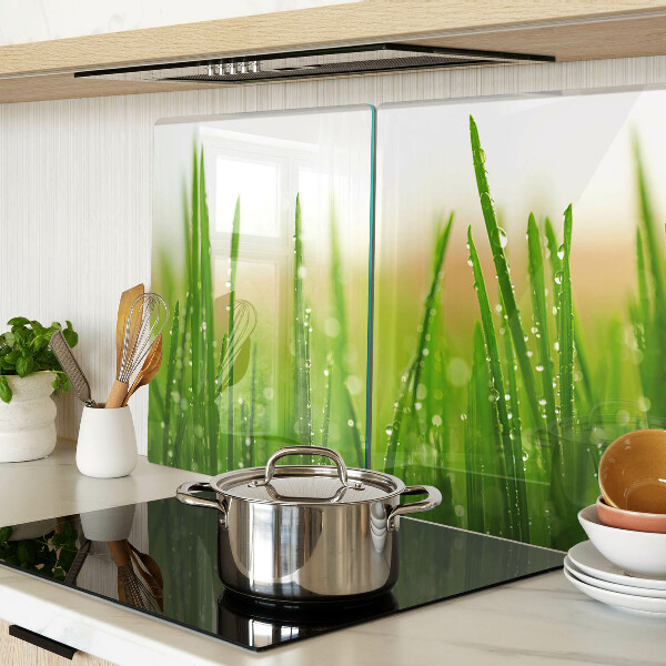 Chopping board Grass with water drops
