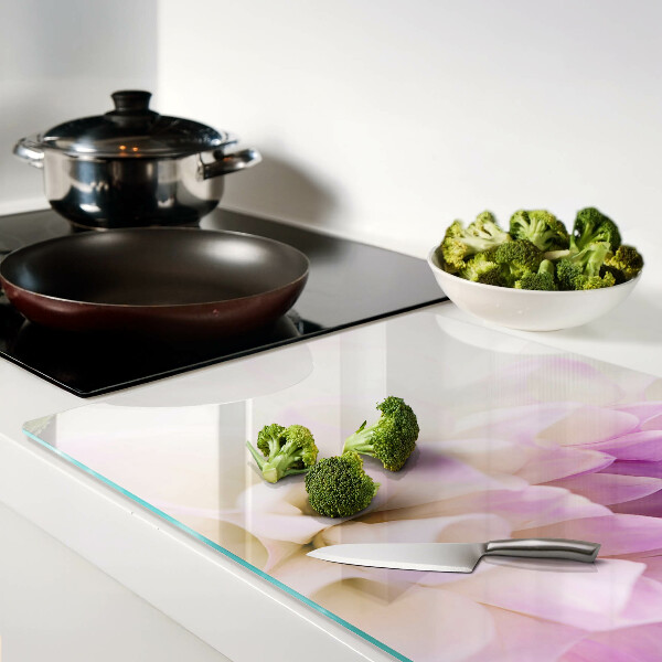Glass cutting board A floral arrangement in shades of purple