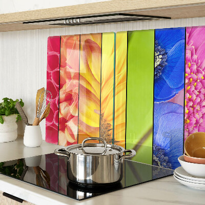 Glass cutting board Floral motifs in intense colors