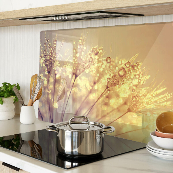 Chopping board Flowers with water drops