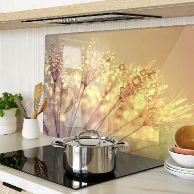 Chopping board Flowers with water drops