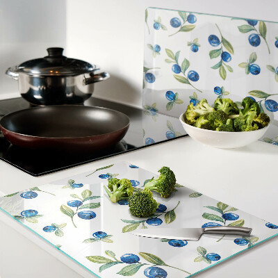Chopping board Berries on the twigs