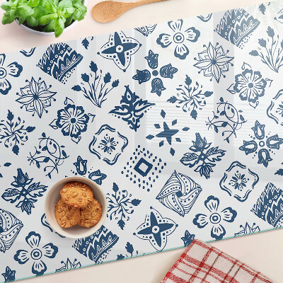 Glass chopping board Floral motif in folk style