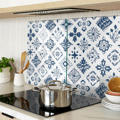 Glass chopping board Floral motif in folk style