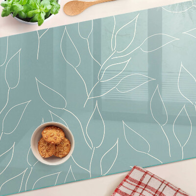 Chopping board Leaves on the background