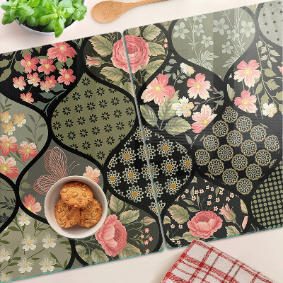 Chopping board Floral patchwork with geometric patterns