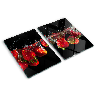 Cutting board Strawberries in water