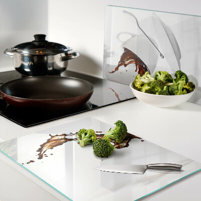 Chopping board Coffee and a splashing drink