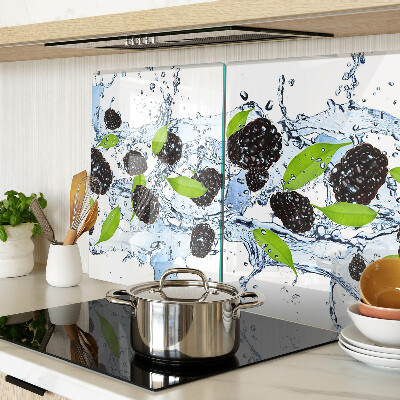 Chopping board glass Fruit in water