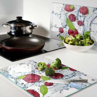 Cutting board Fruit in water