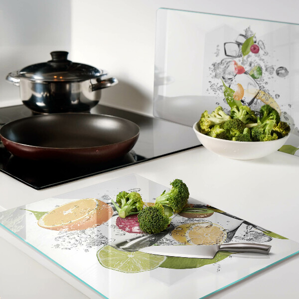 Glass cutting board Fruit in water