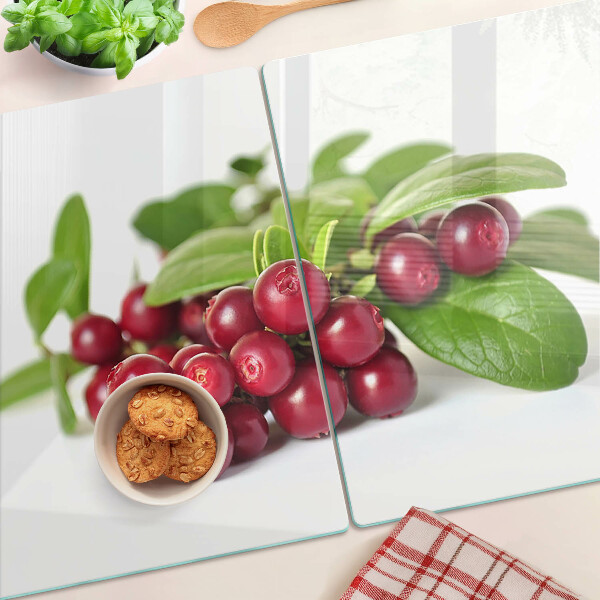 Glass chopping board Cranberries with leaves