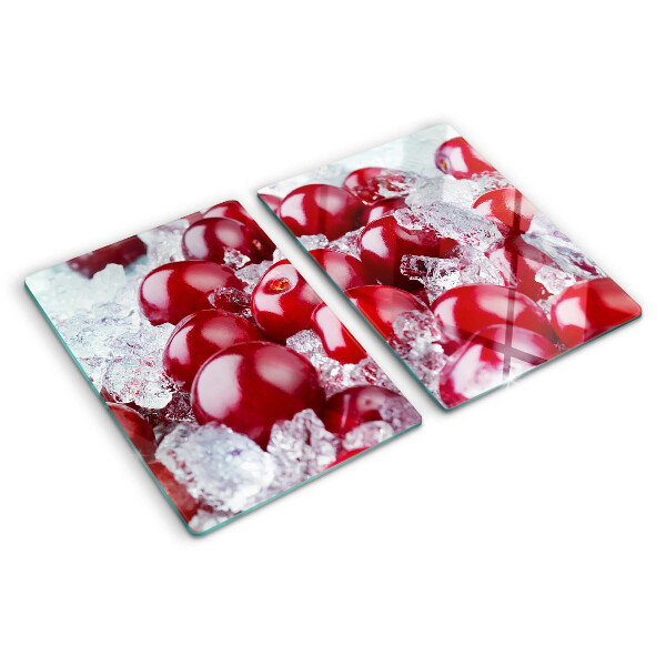 Chopping board glass Red grapes on ice