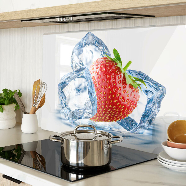 Glass chopping board Strawberry in ice