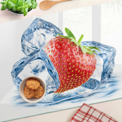 Glass chopping board Strawberry in ice