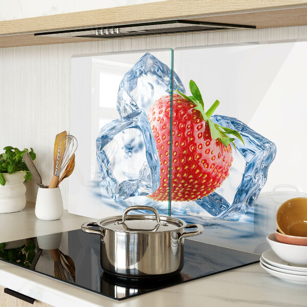 Glass chopping board Strawberry in ice