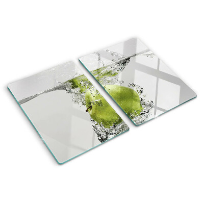 Cutting board Green apple in water