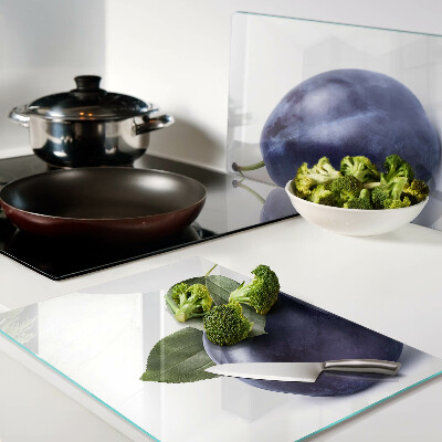 Cutting board Plums with leaves