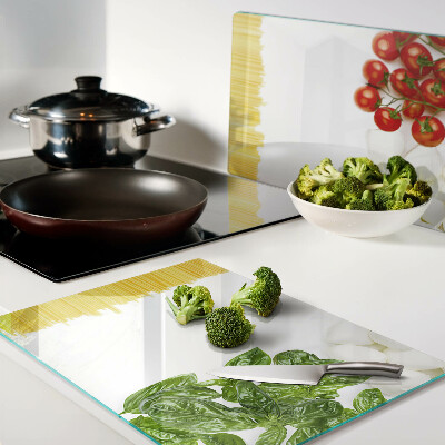 Chopping board glass Pasta with herbs and tomatoes