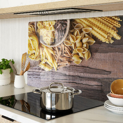 Chopping board Pasta and wooden accents