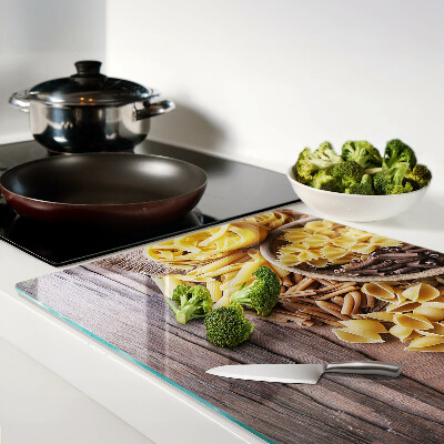 Chopping board Pasta and wooden accents